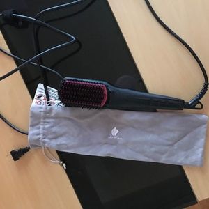 Enhanced Hair Straightener Brush